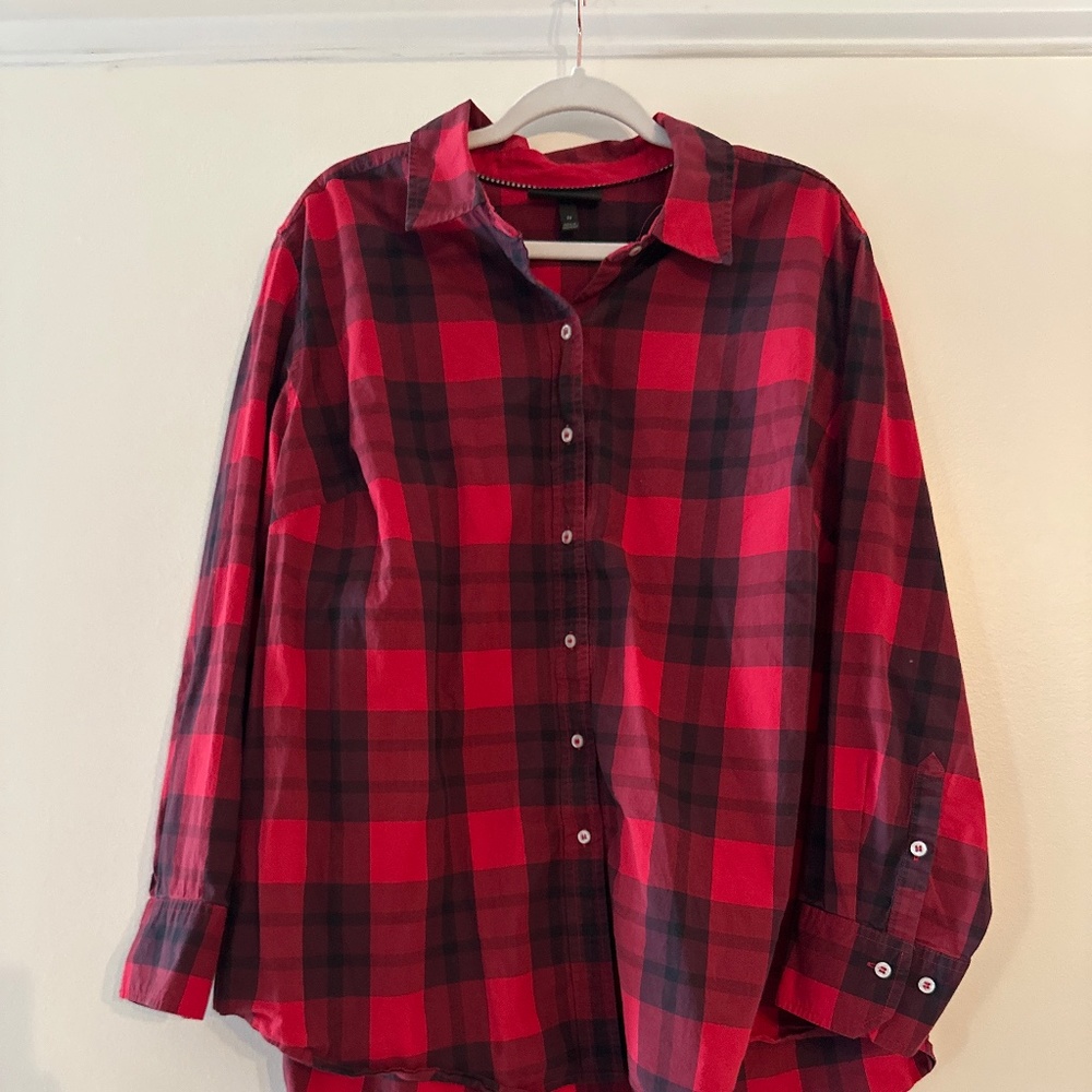 Lane Bryant Red and Black Long Sleeve Notched Collar Blouse
